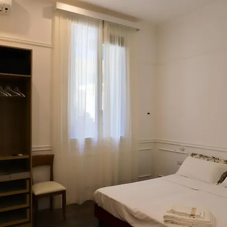 Promenade Maison De Charme 招待所