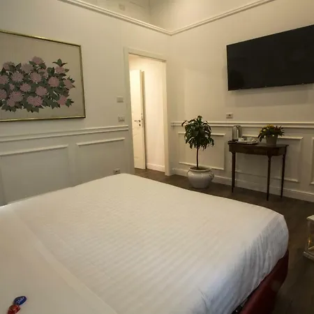 Гостевой дом Promenade Maison De Charme 3*